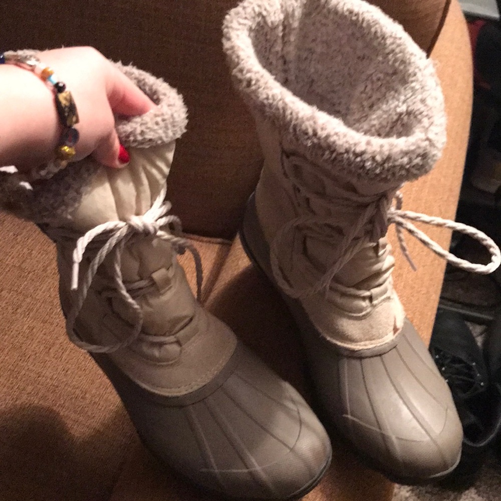 WHITE AND GREY BEAUTIFUL SPERRYS!!!